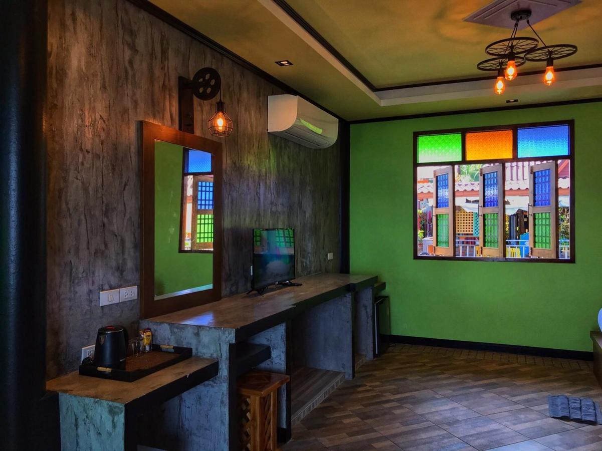 Отель Mangrove House Lanta Old Town Ко-Ланта Экстерьер фото