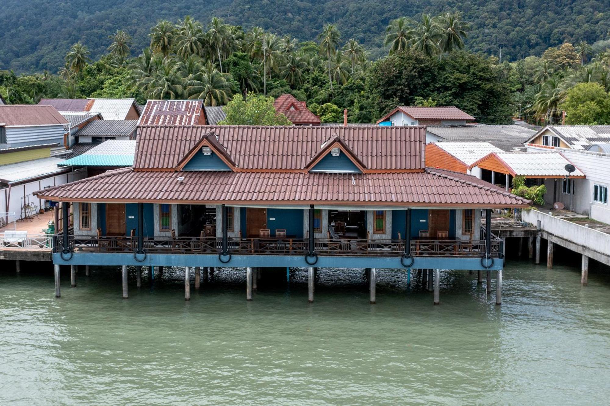 Отель Mangrove House Lanta Old Town Ко-Ланта Экстерьер фото